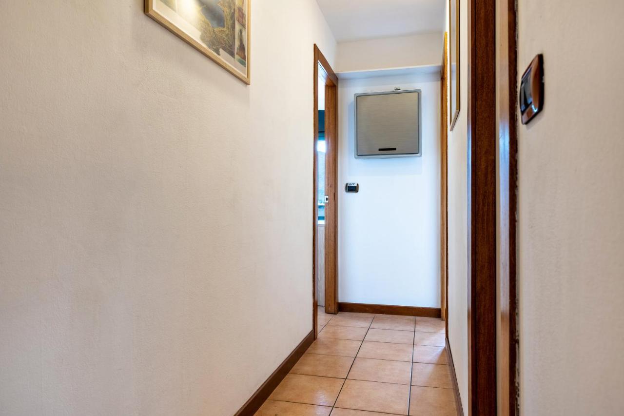 Apartamento La Terrazza Di Vincent Sul Garda Riva del Garda Exterior foto