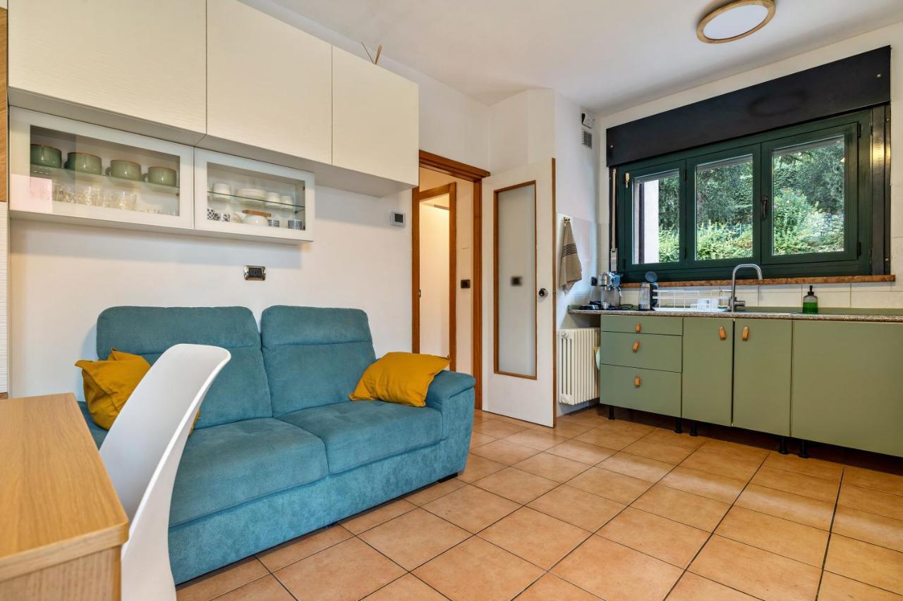 Apartamento La Terrazza Di Vincent Sul Garda Riva del Garda Exterior foto